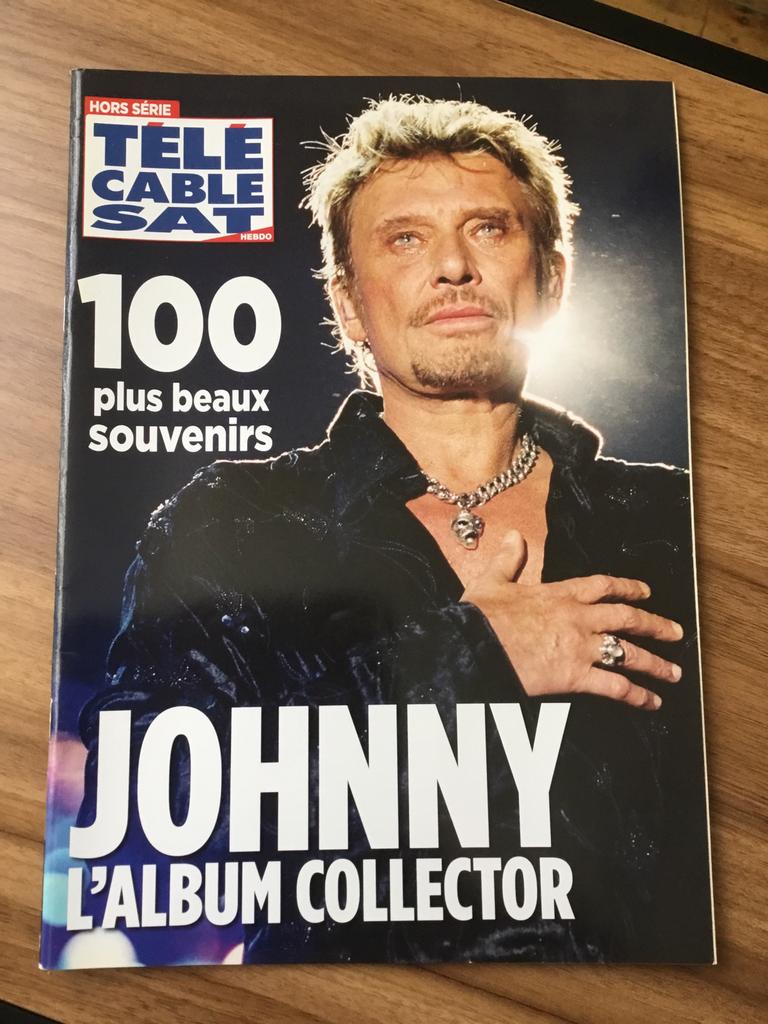 Johnny Hallyday Album Collector Télé cable sat magazine, Ophalen of Verzenden, Zo goed als nieuw, Boek, Tijdschrift of Artikel