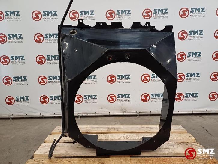 Engine cooling module Caterpillar, Articles professionnels, Machines & Construction | Pièces