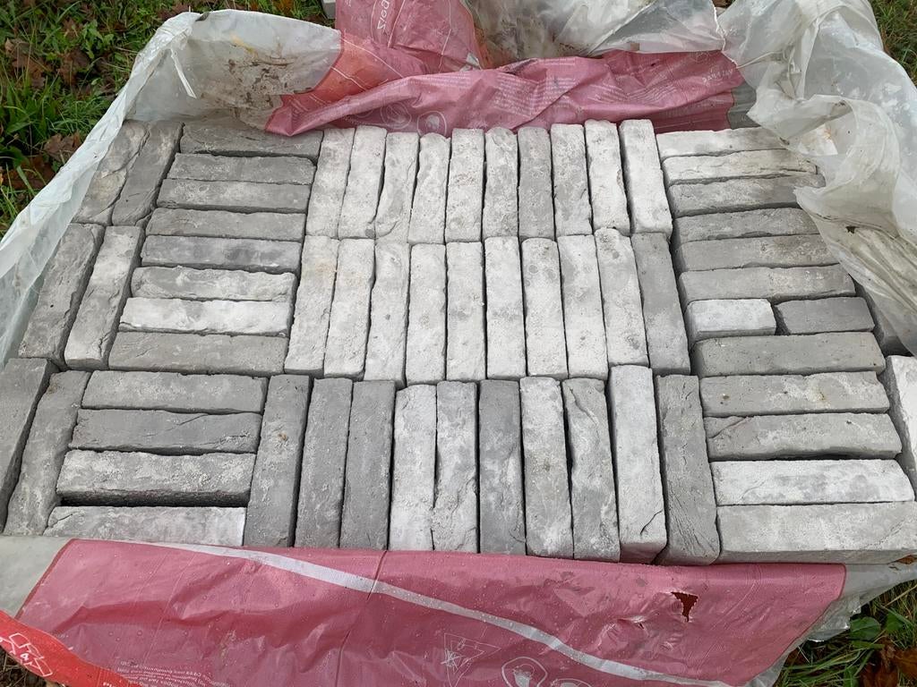 Gevelstenen, Ophalen, Nieuw