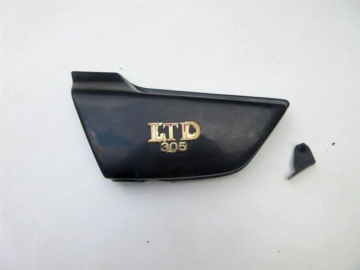 Kawasaki LTD305 zijdeksel L zijkap side cover 305LTD LTD 305, Motoren, Onderdelen | Kawasaki, Gebruikt, Ophalen of Verzenden