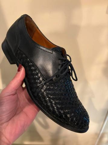 AMBIORIX veterschoenen zwart leer gevlochten (42) beschikbaar voor biedingen