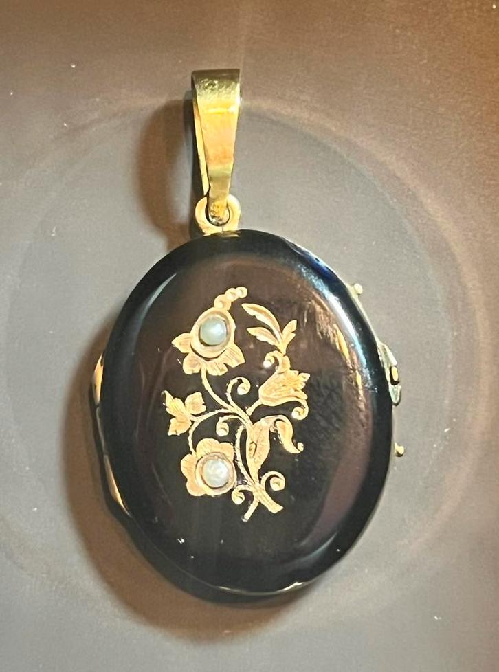 Napoleon III zwarte Gouden Medaillon met Foto's, Bijoux, Sacs & Beauté, Pendentifs, Comme neuf, Or, Noir, Envoi