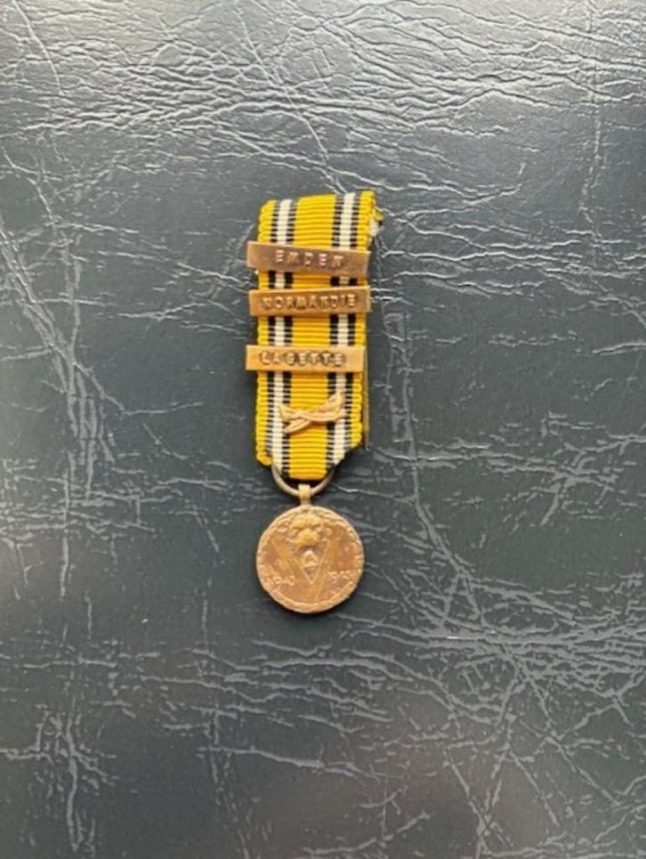 Medaille, Verzamelen, Militaria | Algemeen, Landmacht, Lintje, Medaille of Wings, Ophalen of Verzenden