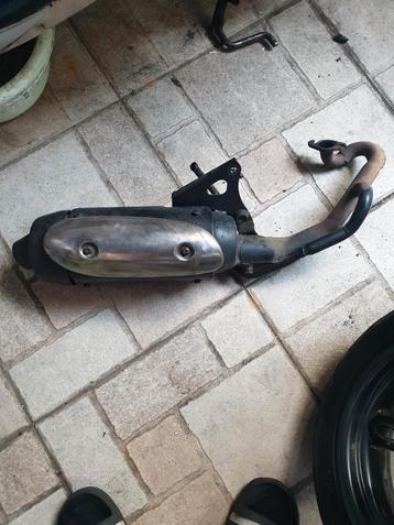 Pot d'echappement d'origine Yamaha/Mbk beschikbaar voor biedingen