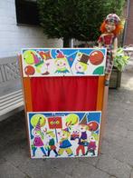 Vintage poppenkast + clown pop, Kinderen en Baby's, Speelgoed | Poppen, Overige typen, Gebruikt, Ophalen