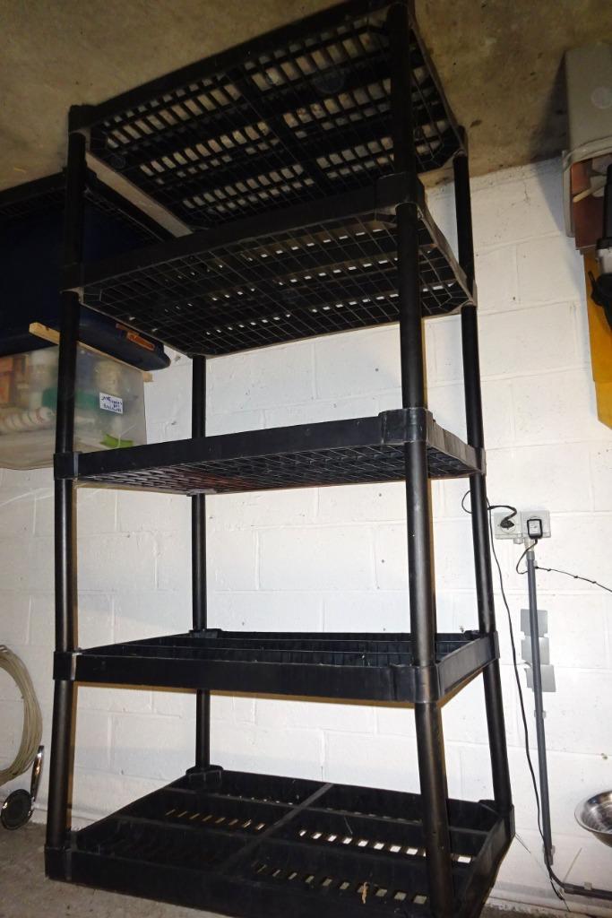 Etagères pratiques caves, atelier etc...., Huis en Inrichting, Woonaccessoires | Etagères, Gebruikt, Ophalen