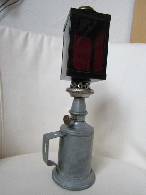 Opmerkelijke Pigeon-Junius lamp voor donkere kamer, Antiek en Kunst, Antiek | Gereedschap en Instrumenten, Ophalen of Verzenden