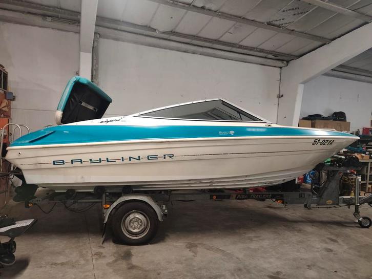 Bayliner Capri 1851- V6 Mercruiser, Watersport en Boten, Speedboten, Gebruikt, 3 tot 6 meter, Benzine, 200 pk of meer, Polyester