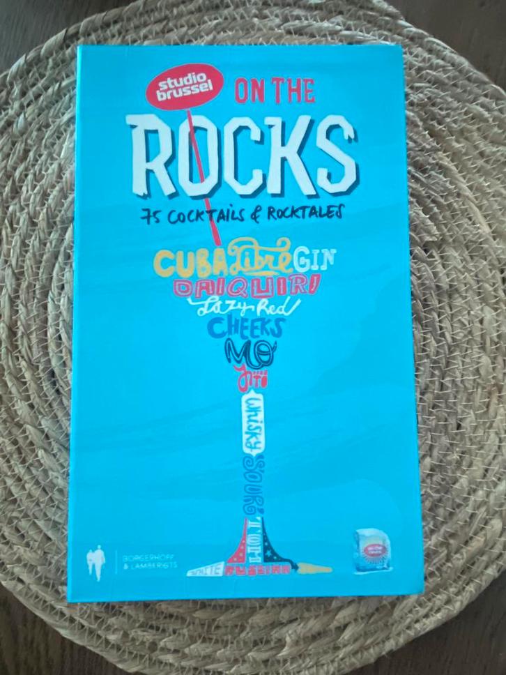 Studio Brussel - On the rocks (cocktails maken), Boeken, Hobby en Vrije tijd, Nieuw, Ophalen of Verzenden
