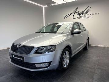 Skoda Octavia 1.4 TSI *SIEGE CHAUFF*LANE ASSIST*1ER PRO*GARA beschikbaar voor biedingen