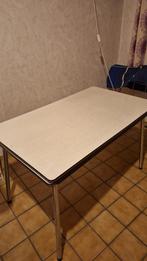 Vintage tafel, Huis en Inrichting, Tafels | Eettafels, 50 tot 100 cm, Metaal, 150 tot 200 cm, Gebruikt