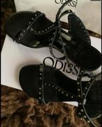 Odissi sandaal met hakje, Kleding | Dames, Ophalen of Verzenden, Zo goed als nieuw