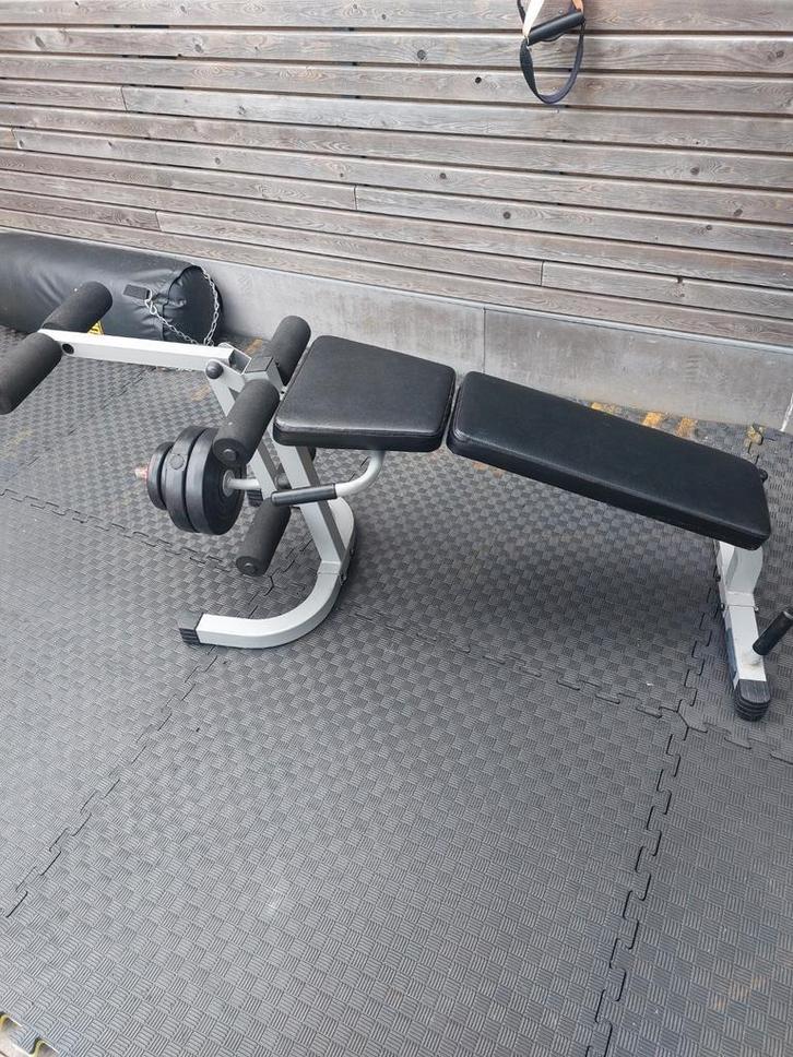 Bodysolid powerline beenverlengmachine met gewichten, Sport en Fitness, Fitnessmaterialen, Zo goed als nieuw, Overige typen, Armen