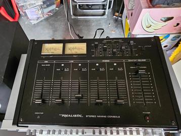 Vintage Realistick mengtafel in nieuwstaat,,zo goed als ,,, beschikbaar voor biedingen