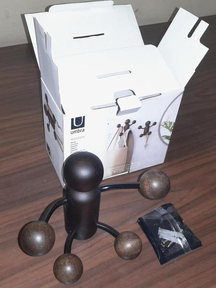 Kapstok (wand) UMBRA Woody Hook Black, Huis en Inrichting, Woonaccessoires | Kapstokken, Nieuw, Wandkapstok, Hout, Ophalen of Verzenden