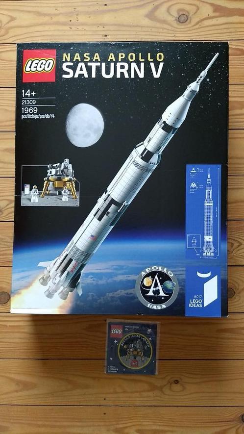 LEGO 21309 NASA Apollo Saturn V + GWP 5005907 Apollo Lunar L, Kinderen en Baby's, Speelgoed | Duplo en Lego, Nieuw, Lego, Complete set