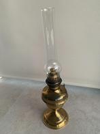 Petroleumlamp met glazen stolp, Ophalen, Koper