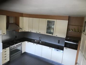 keuken wegens renovatie, Granit ou Pierre, Enlèvement, Utilisé, Crème