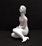 1960s Royal Dux Czechoslovakia white porcelain figurine, Ophalen of Verzenden