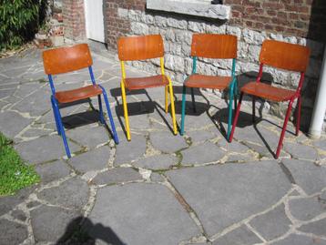 Chaises vintage  beschikbaar voor biedingen