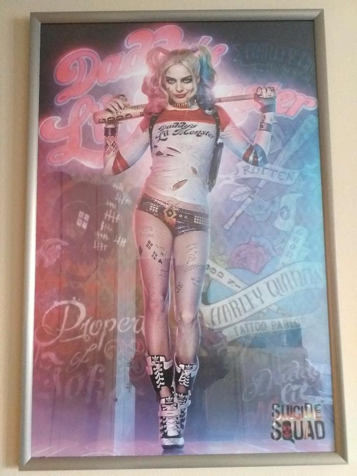 DC Posters - Harley Quinn (Framed/Unframed), Maison & Meubles, Maison & Meubles | Autre, Neuf, Enlèvement