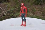 figurine marvel avanger spiderman abimée 29cm (5), Autres types, Utilisé, Enlèvement ou Envoi