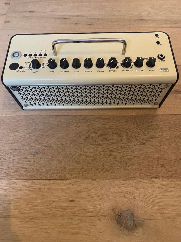 Yamaha thr10iiw  oplaadbare versterker, Musique & Instruments, Instruments à corde | Guitares | Électriques, Comme neuf, Enlèvement