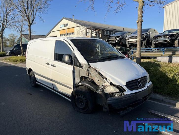 MERCEDES VITO W639 rechts Spiegel buitenspiegel, Auto-onderdelen, Spiegels, Mercedes-Benz, Gebruikt, Ophalen of Verzenden