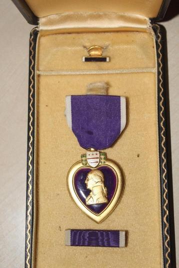 Purple heart in box  op naam beschikbaar voor biedingen