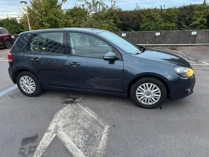 VOLKSWAGEN GOLF 1.4 BENZINE VENTILATIEROOSTER SET VAN 2, Auto's, Volkswagen, Particulier, Golf, Benzine, Overige bekleding, Ophalen