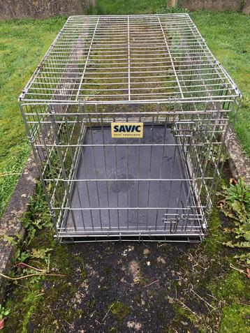 CAGE DE TRANSPORT POUR CHIEN SAVIC 91*61*71 disponible aux enchères