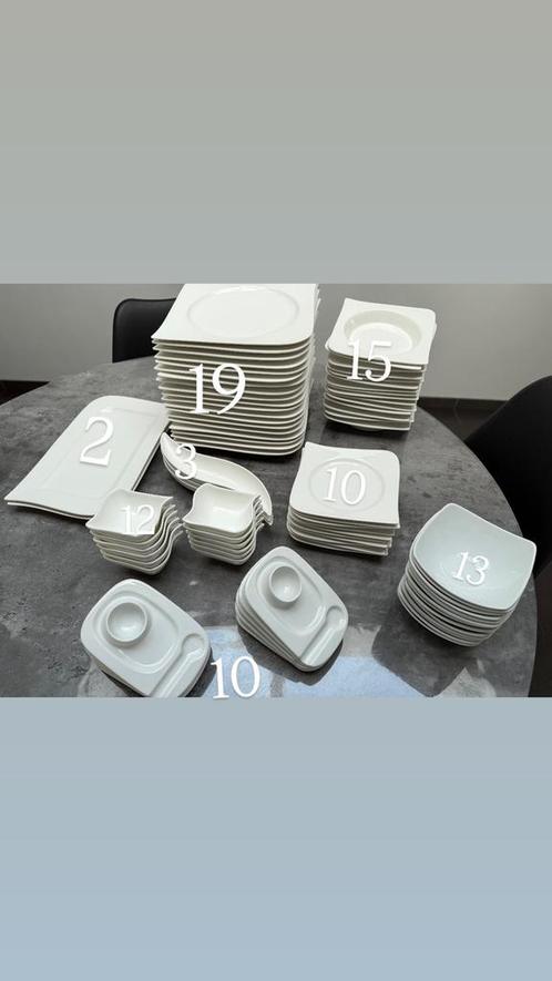 Complete witte serviesset – moderne vierkante borden, Huis en Inrichting, Keuken | Servies, Zo goed als nieuw, Bord(en), Ophalen
