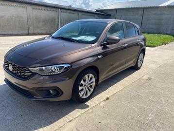 Nette Fiat Tipo 1.4benz  bj:2018 1eig gekeurd voor verkoop beschikbaar voor biedingen