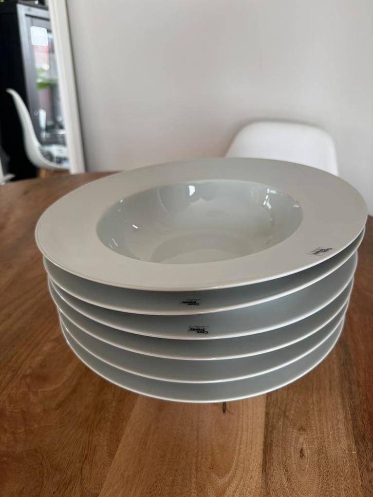Cosy&trendy set van 6 diepe borden brede rand, Huis en Inrichting, Keuken | Servies, Nieuw, Bord(en), Effen, Porselein, Ophalen