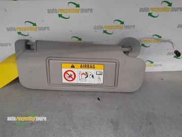 Zonneklep van een Opel Astra beschikbaar voor biedingen