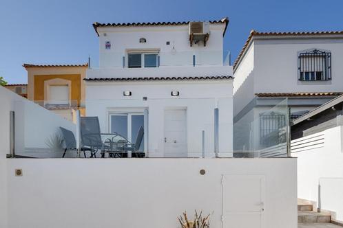 Gerenoveerde villa/zicht op het aromatisch park  Torrevieja., Immo, Buitenland, Spanje, Woonhuis, Overige