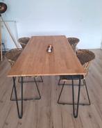 Rustiek eiken eettafel + 4 Kare stoelen, Ophalen, Zo goed als nieuw, Rechthoekig