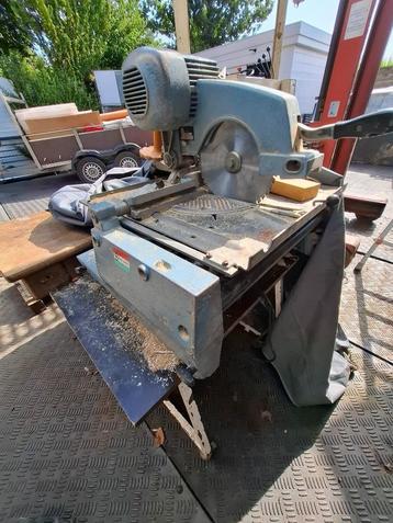 Zaagmachine/afkortzaag Flip-over ELU 172 beschikbaar voor biedingen