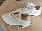 saucony shadow 6000 maat 39, valt als 38, Ophalen of Verzenden, Zo goed als nieuw, Beige, Sneakers