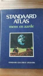 boek standaard atlas, Boeken, Atlassen en Landkaarten, Ophalen of Verzenden, Zo goed als nieuw, Overige gebieden, Overige atlassen