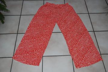 Rood-witte wijde zomerbroek maat M/L als nieuw beschikbaar voor biedingen