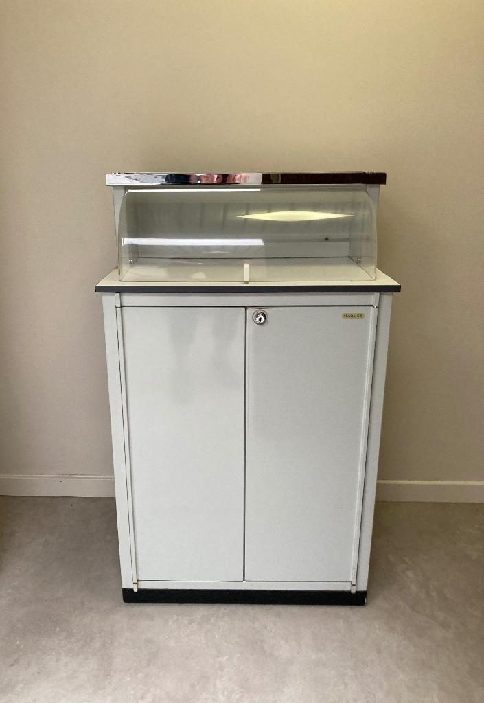 vintage medische kast, Huis en Inrichting, Kasten | Overige, Gebruikt, Ophalen