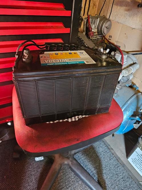 VMF VDC31M 105Ah Deep Calsium accu, 12V, Watersport en Boten, Vis- en Consoleboten, Zo goed als nieuw, Ophalen