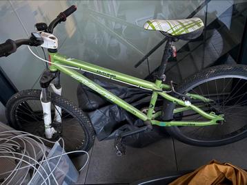 Velo dirt subsin beschikbaar voor biedingen