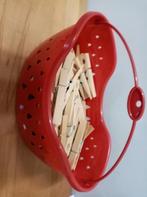 nieuw hang- wasknijpermandje + 26 wasknijpers wasspelden, Caravans en Kamperen, Ophalen of Verzenden, Nieuw