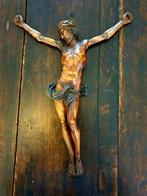 beau Jésus en bois, finement sculpté, Enlèvement ou Envoi