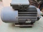 3 fazen motor met rem, Doe-het-zelf en Bouw, Elektromotor, Gebruikt, Ophalen of Verzenden, Minder dan 1400 rpm