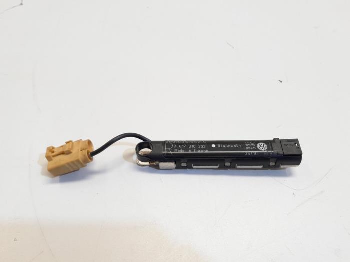 Antenne amplificateur d'un Volkswagen Tiguan, Autos : Pièces & Accessoires, Électronique & Câbles, Volkswagen, Utilisé, 3 mois de garantie