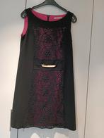 Robe d'hiver noire à détails fuchsia, taille 40., Vêtements | Femmes, Robes, Enlèvement ou Envoi, Taille 38/40 (M), Noir, Au-dessus du genou