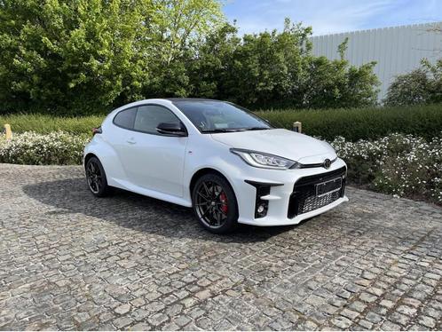 Toyota Yaris High Performance, Auto's, Toyota, Bedrijf, Yaris, Adaptive Cruise Control, Airbags, Airconditioning, Bluetooth, Centrale vergrendeling